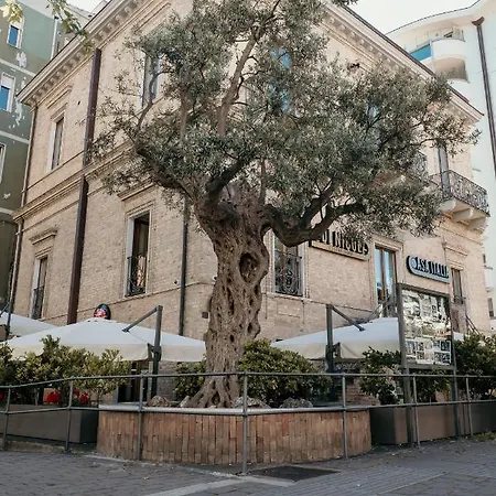 Palazzo Storico Di Nicola Apartment